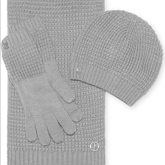 Calvin Klein Accessories - Calvin Klein 3 piece set - Hat, scarf, and touch gloves